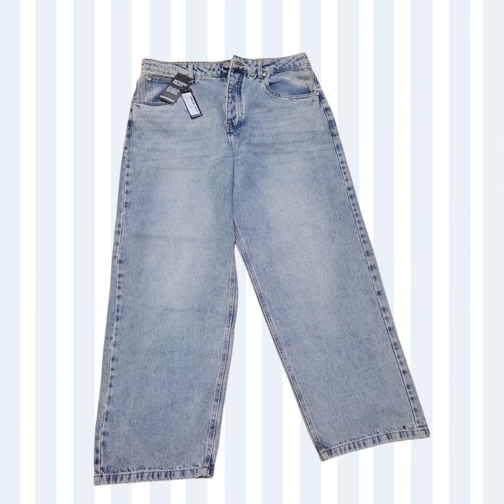 Boohoo Light Wash Relaxed Wide-Leg Men’s Jeans